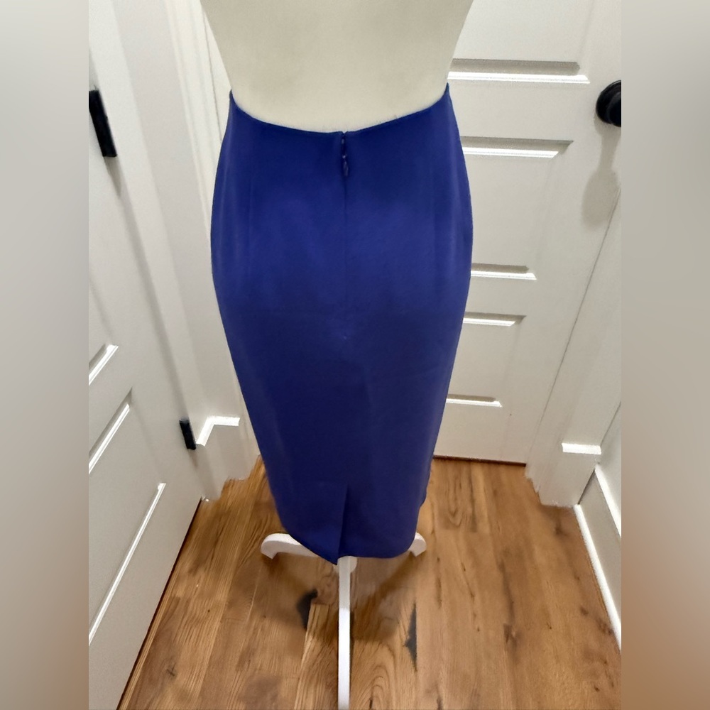 Linda Allard Ellen Tracy. Purple Crepe Wool Pencil Skirt. Size 10. - Picture 2 of 11